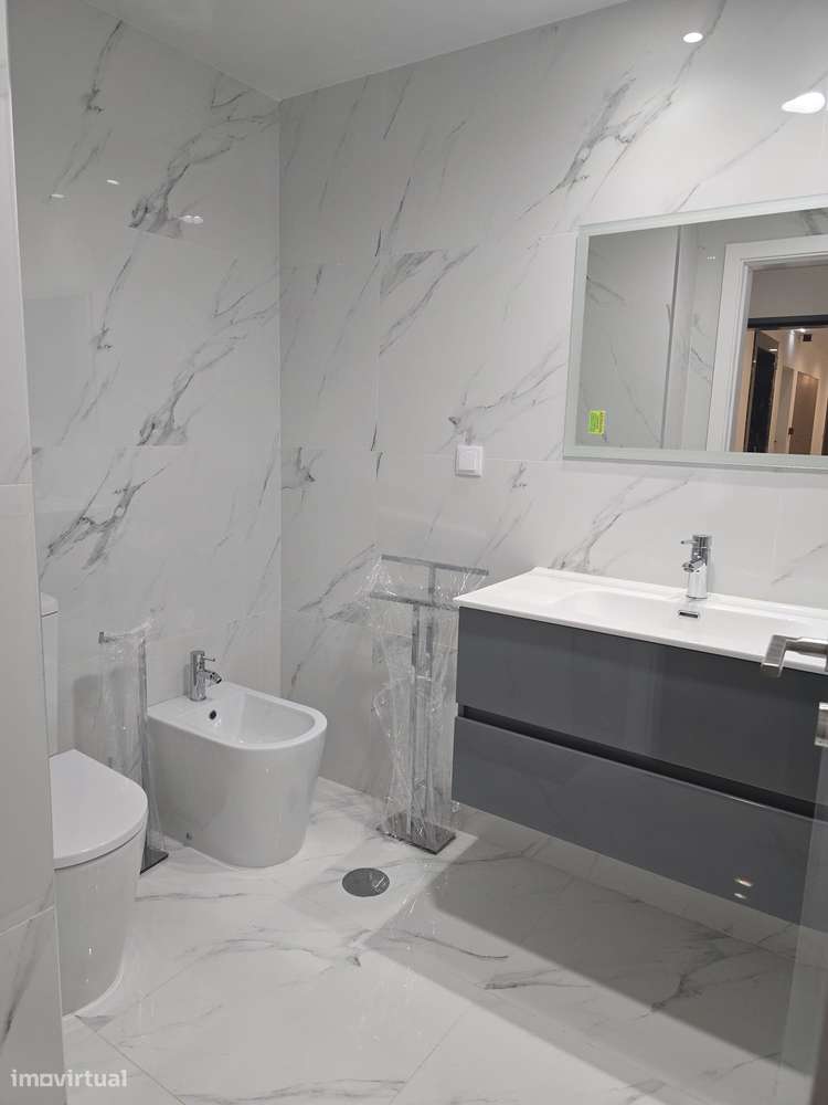 Apartamento T1 novo no Edifício Major, Funchal, Ilha da Madeira - Grande imagem: 4/10