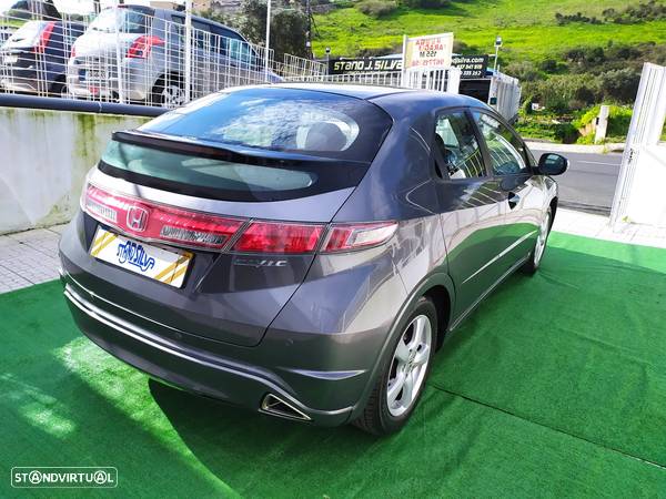 Honda Civic 1.4 i-VTEC Comfort - 6