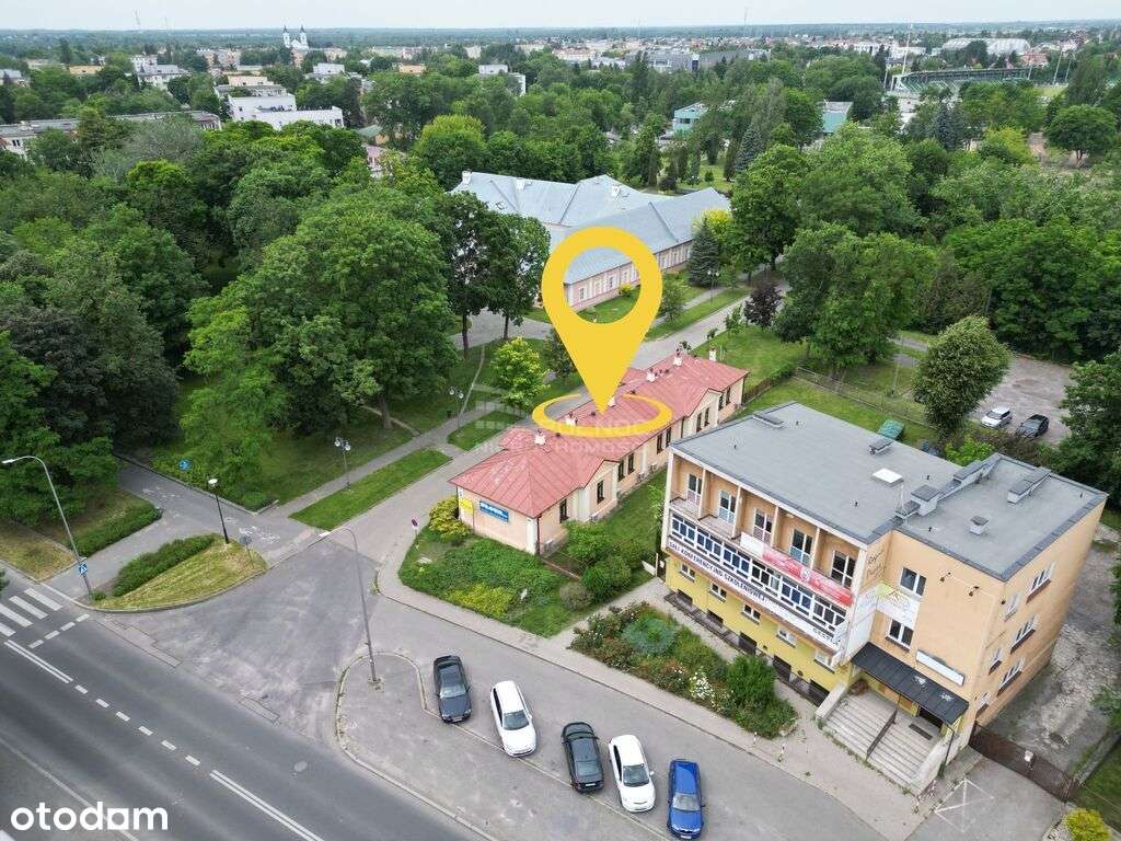 Budynek biurowy na dużej działce w centrum miasta - Pełny obrazek: 4/11