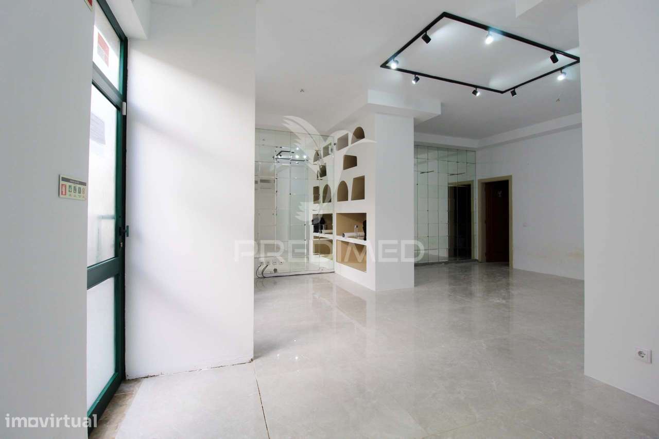 Loja na Baixa da Cidade de Olhão - Grande imagem: 5/9