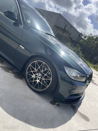 BMW 330 i Touring - 5