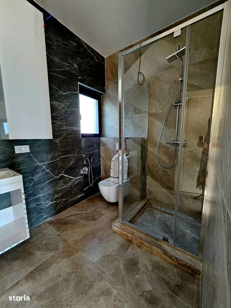 Casa individuala ultramoderna cu 4 camere HOLBOCA - IASI -480 mp teren-13