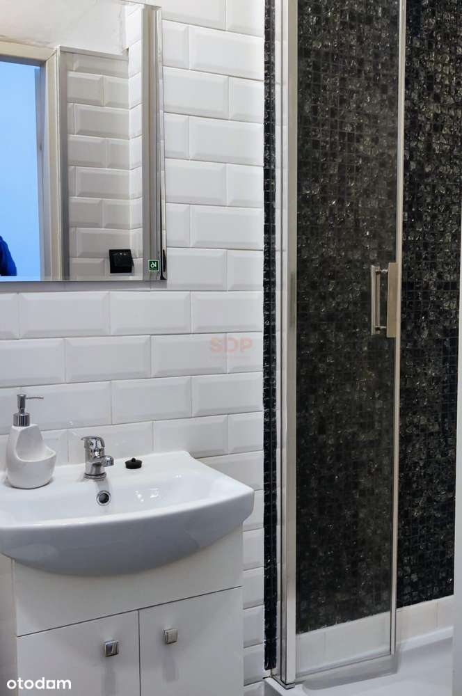 Kawalerka w Rynku z widokiem na ul. Więzienną!!! - Pełny obrazek: 5/9