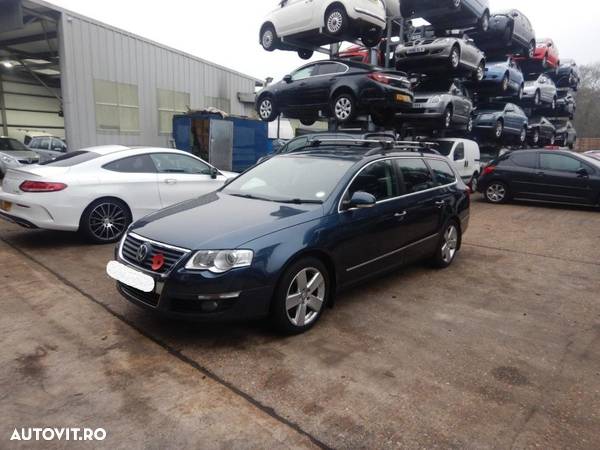 Injector Volkswagen Passat B6 2007 BREAK 2.0 TDI BKP - 3