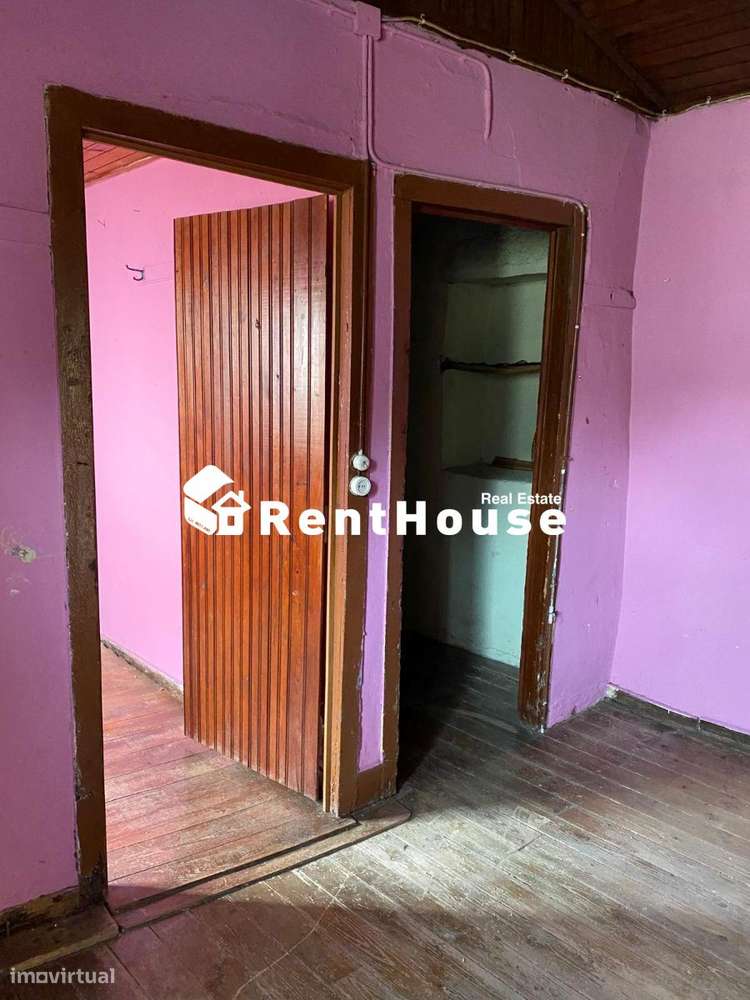 Moradia para Recuperar - Grande imagem: 2/9