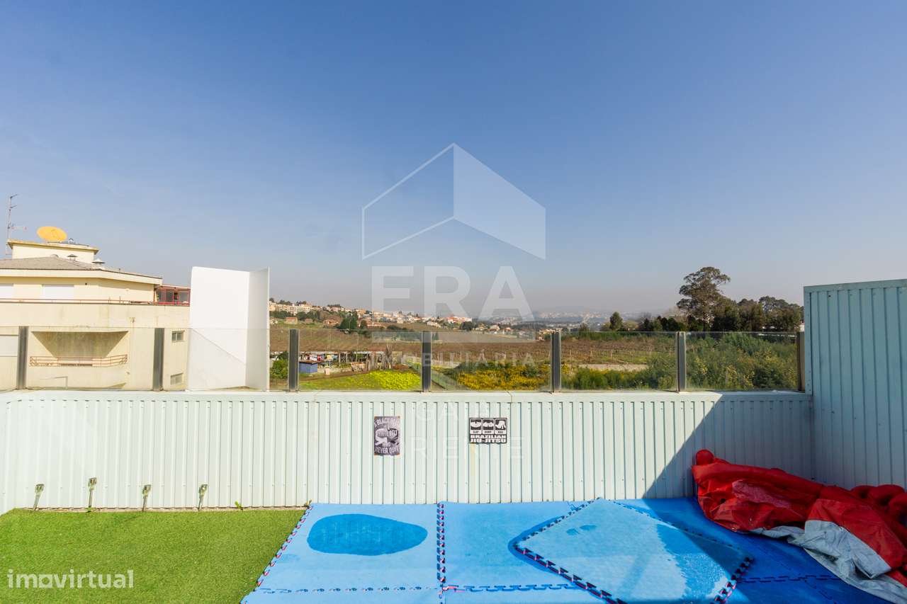 T2 com terraço e garagem em Vilar de Andorinho-21