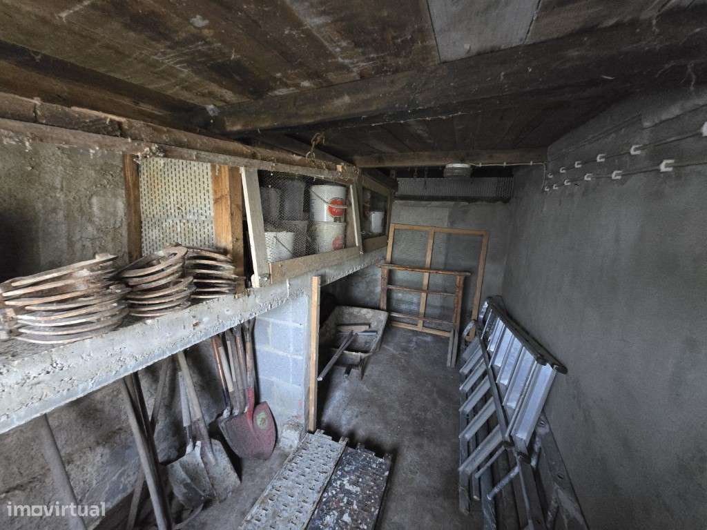 Moradia Encantadora em Almornos - Natureza, Tranquilidade e Conforto!-36