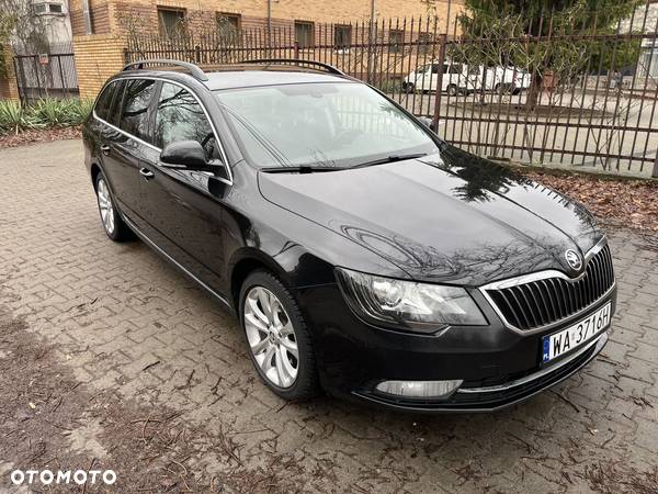 Skoda Superb 2.0 TDI Comfort DSG - 1