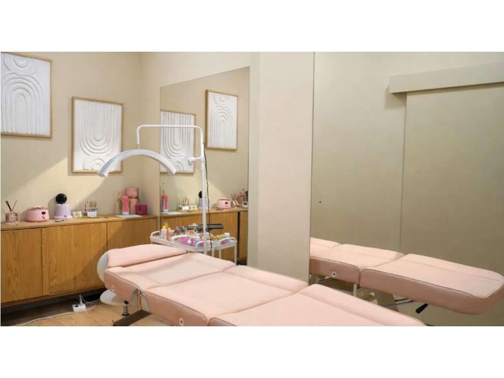 Clínica de Estética - Pronta a Funcionar | Centro de Famalicão - Grande imagem: 4/30