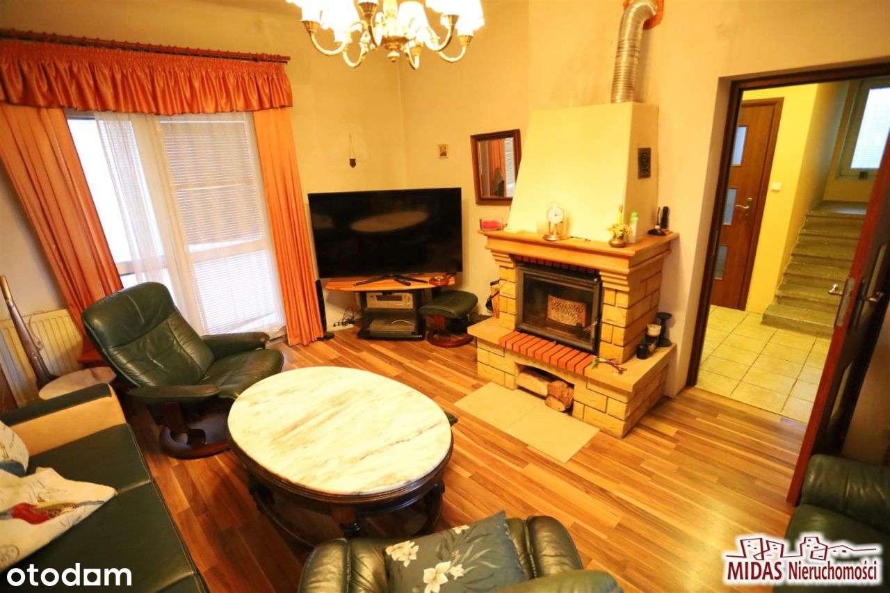 Bliźniak w atrakcyjnej lokalizacji-8