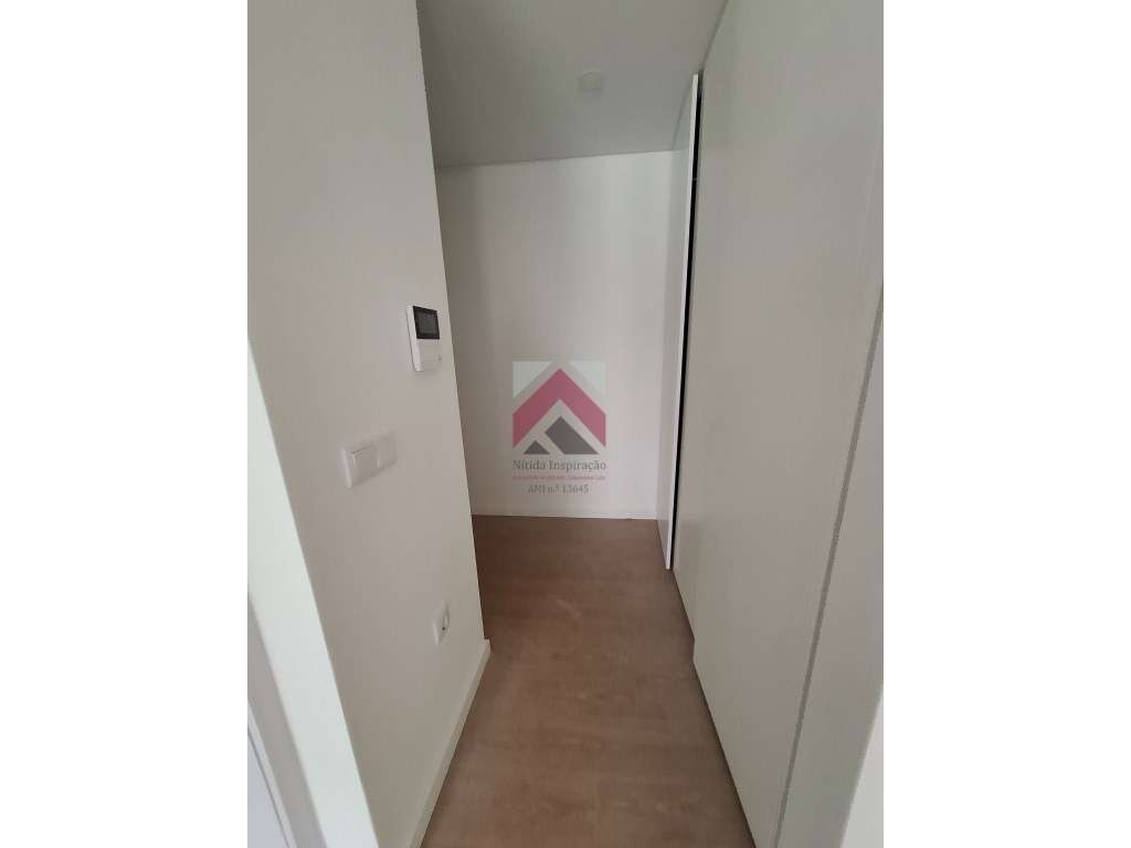 Apartamento T1 + 1 em Esgueira, Aveiro-13