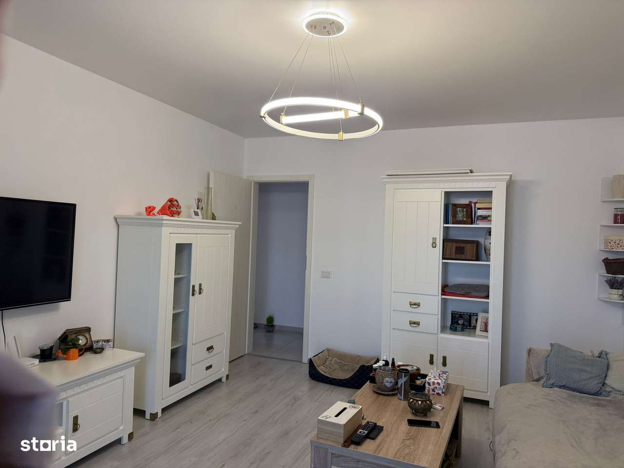 Apartament 2 camere, mobilat-utilat, parcare-boxa