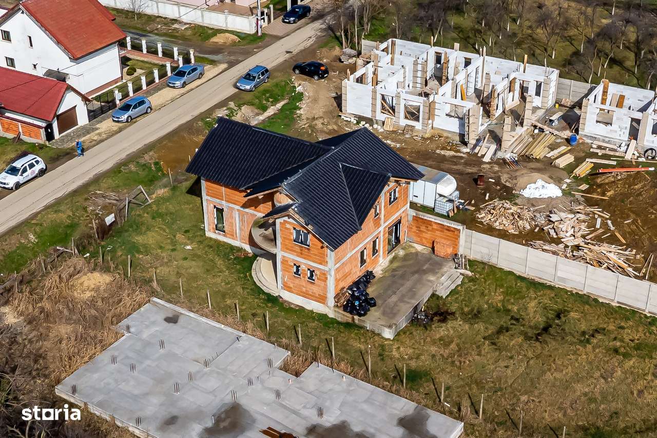 REZERVAT! Casă la roșu cu teren de 752 mp, Mandruloc. Arad - Imagine principală: 4/9