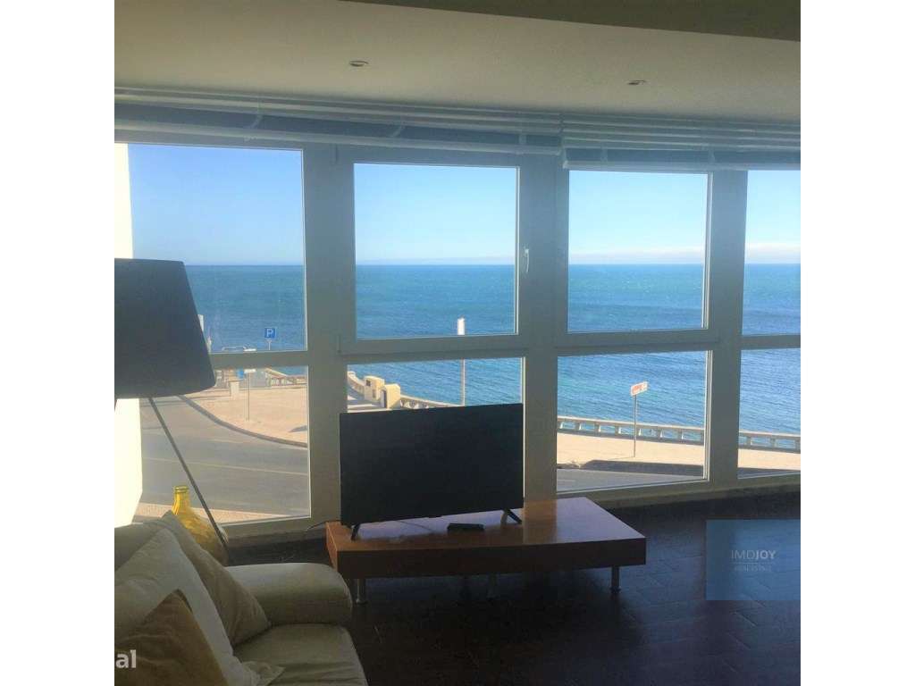 Apartamento T2 em frente ao Mar e praia na Parede, Cascais - Grande imagem: 4/20