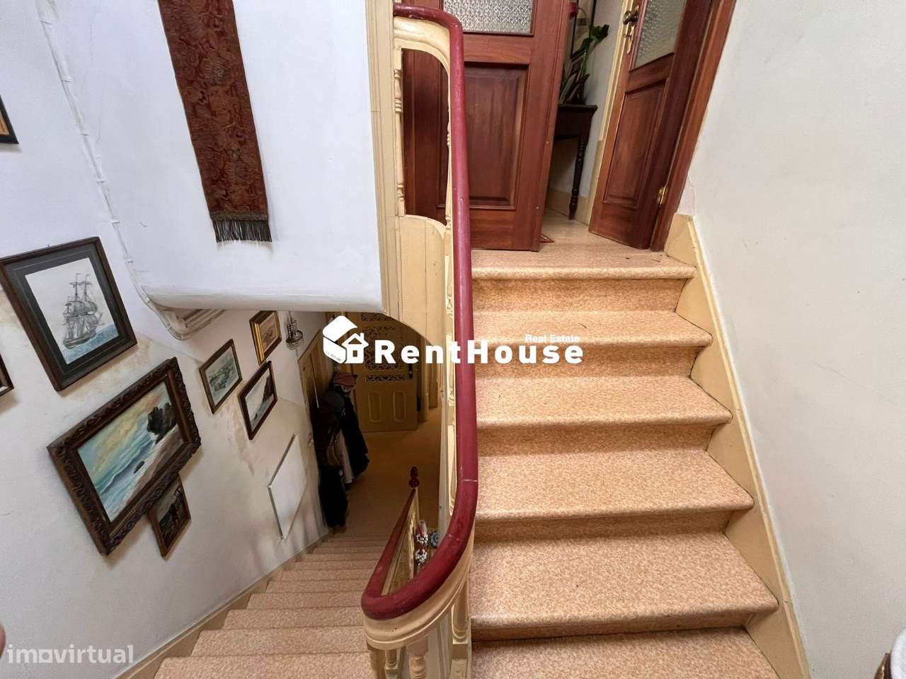 Moradia centenária no Estilo Senhorial com vistas de MAR-5