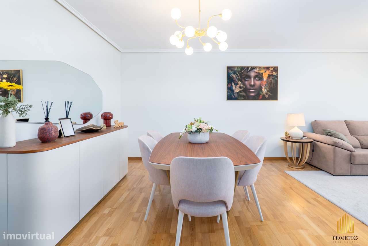 T2 Com Varanda Panorâmica em Urbanização Requintada, ao Aeroporto.-8