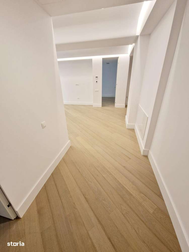 Apartament 3 camere de vanzare Cortina 126, erou Iancu Nicolae, Pipera-6