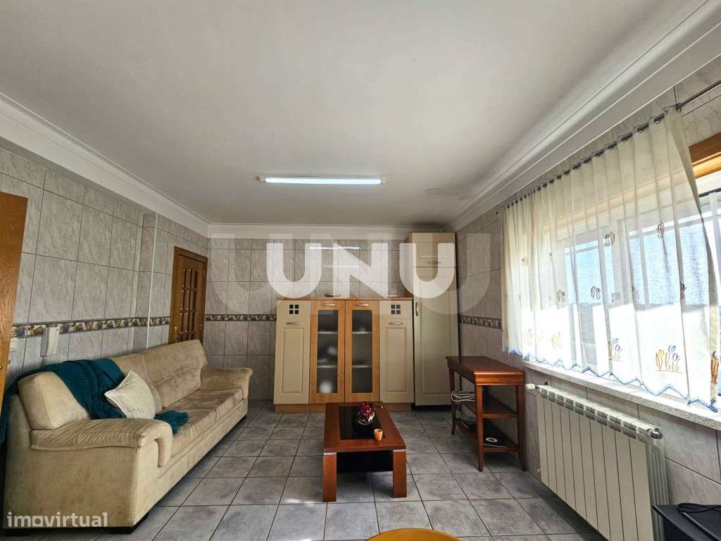 Moradia em Banda T5 - A 5 Minutos do Centro da Cidade de Viseu-12