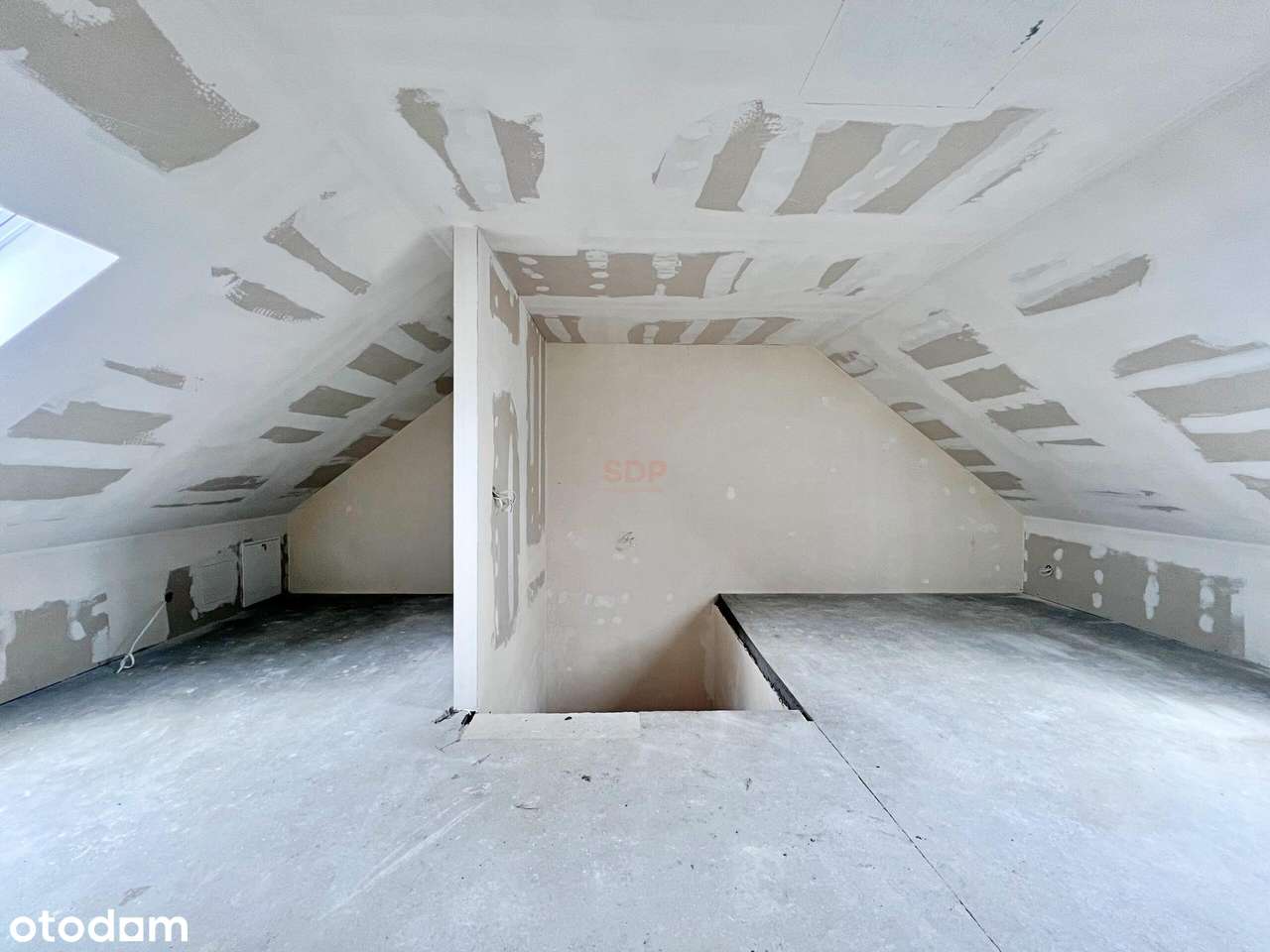 Dom idealny dla rodziny – ogród, 4 pokoje, 2 łazienki, Rogów Sobócki - Pełny obrazek: 4/8