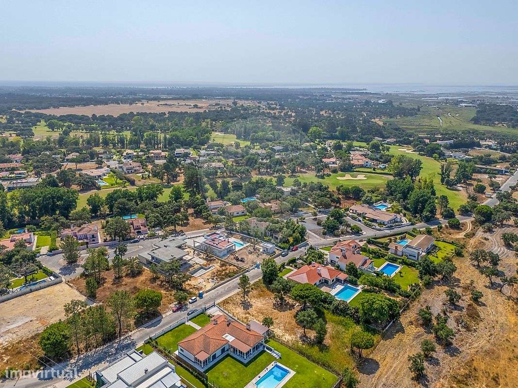 Moradia T4 para venda-40