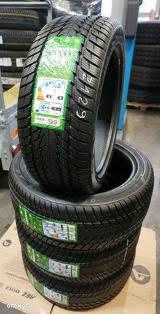 ATLAS POLARBEAR UHP2 235/45R18 98V Z129 - 2