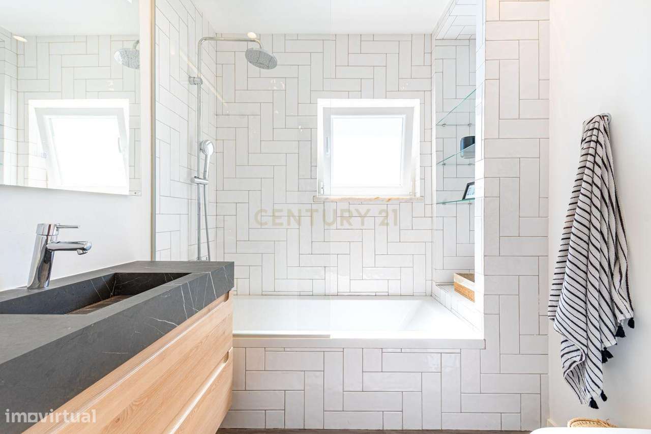 Charme Tradicional • Conforto Moderno • Energia Solar Inteligente (202-19