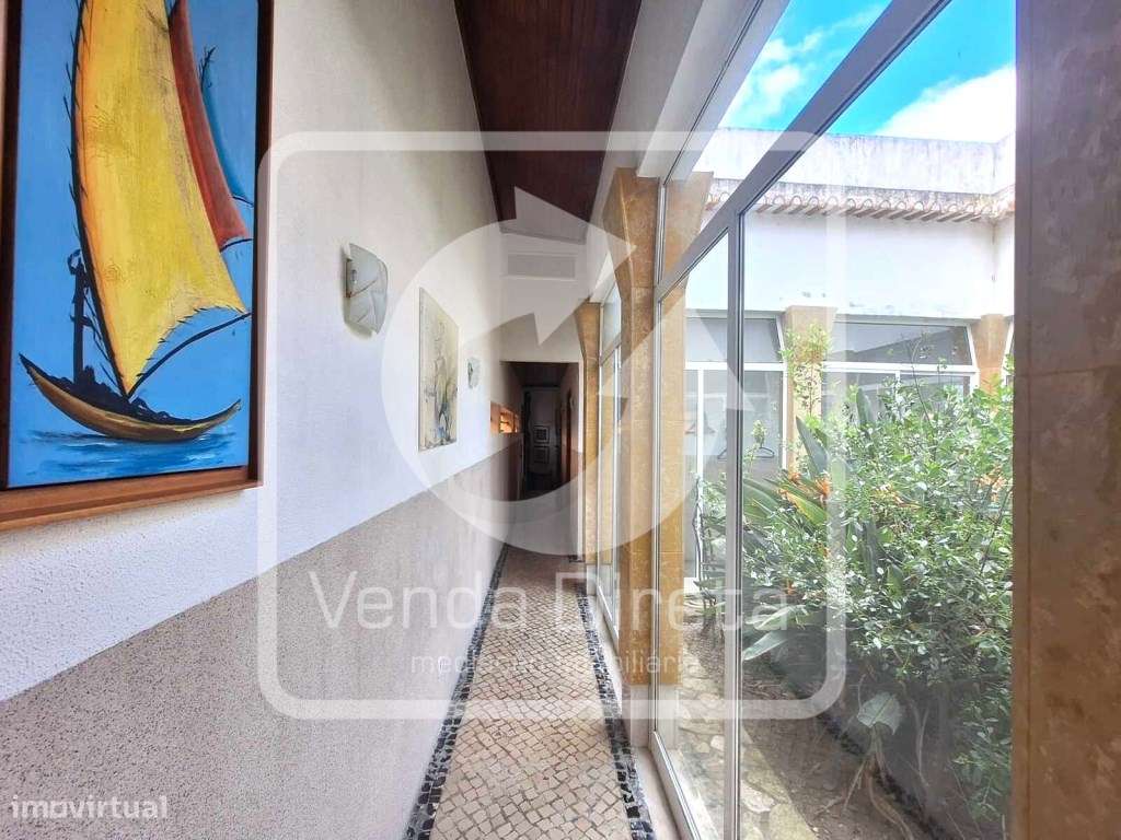 Moradia V6 com anexo T2 com terreno de 7.480 m2 em Arruda dos Vinho...-20