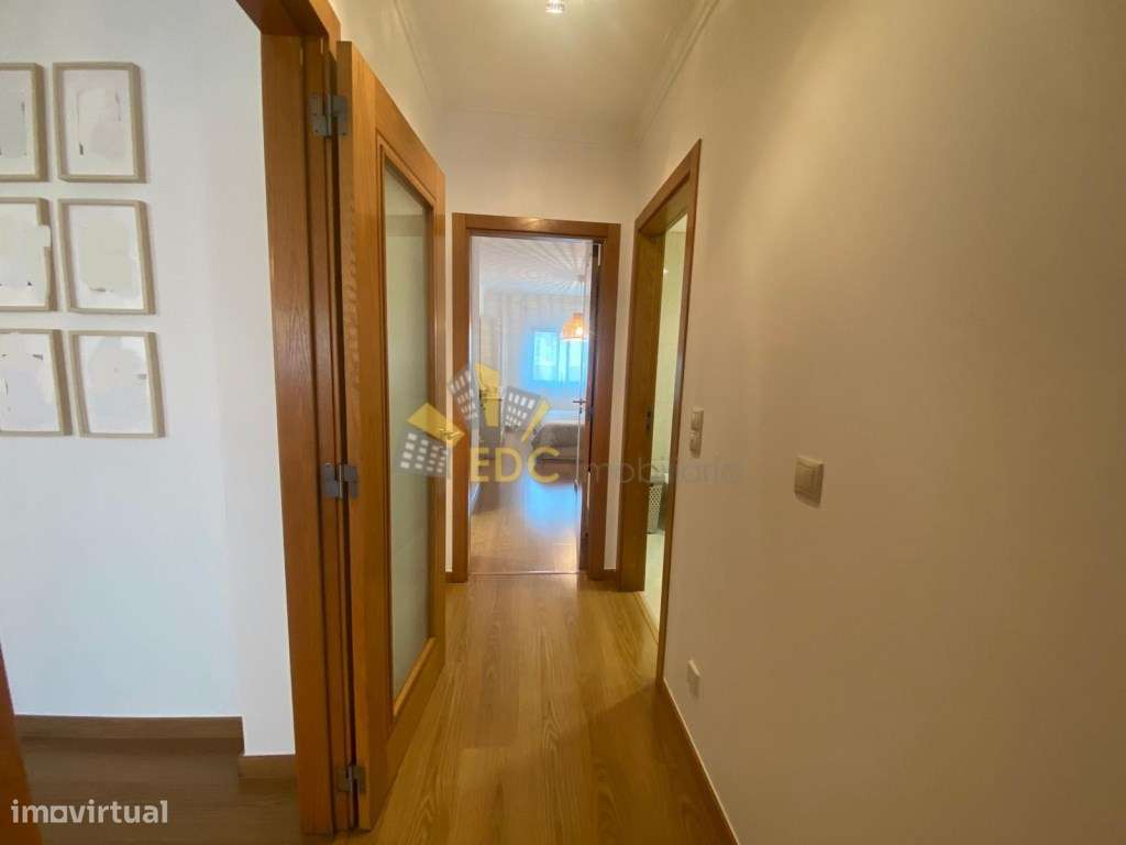 Apartamento Duplex T2+1 com Parqueamento, Arrecadação e Varanda | E...-18