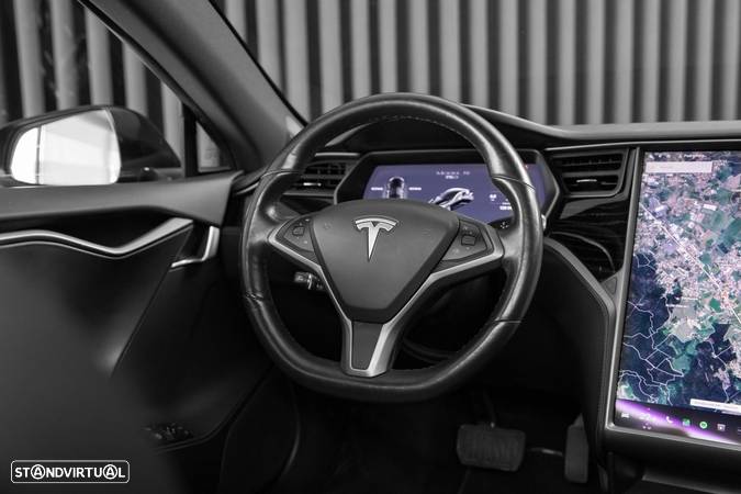 Tesla Model S 75D - 16