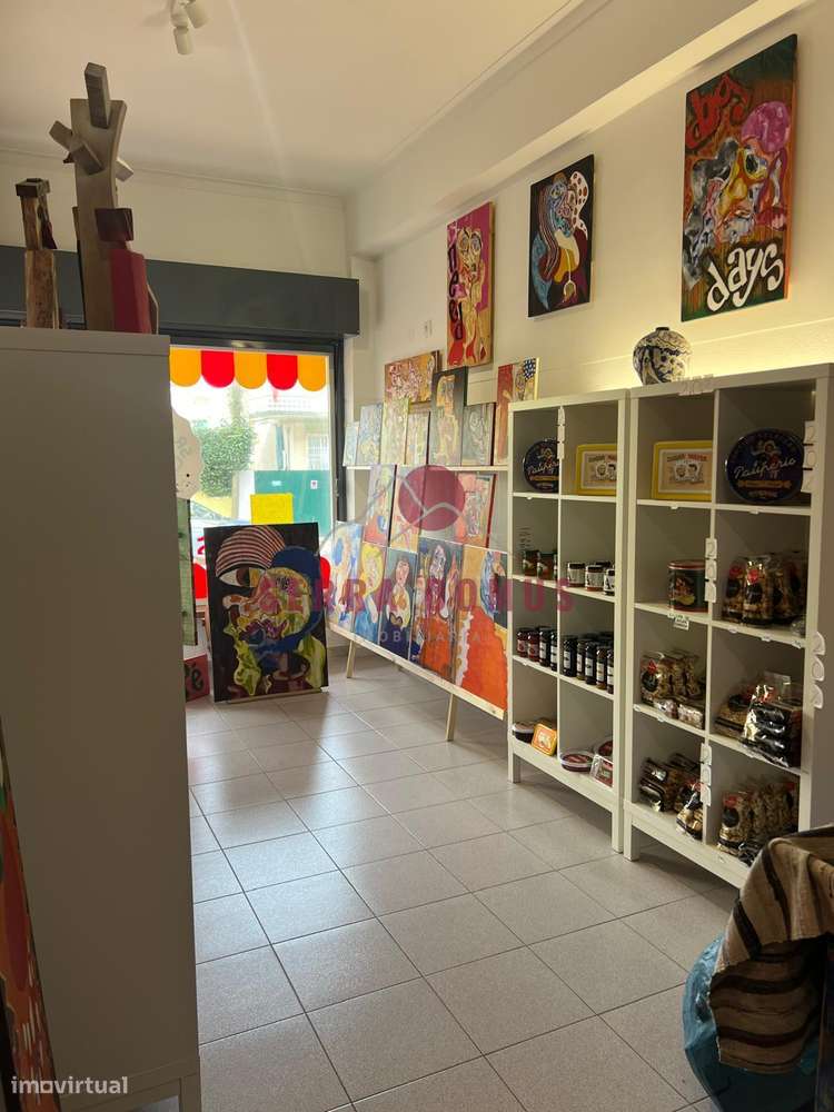Loja em Mem Martins para arrendamento - Grande imagem: 2/4