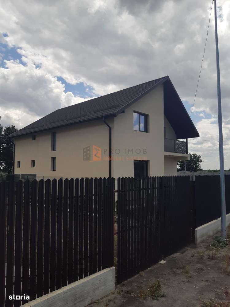 COMISION 0% LA CUMPARATOR! Case  P+1de vanzare in CARTIERUL TINERETULU - Imagine principală: 2/15