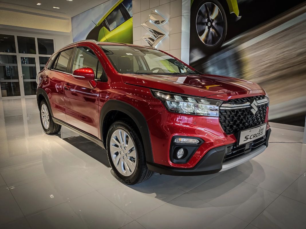 Suzuki S-Cross Premium 129KM 2WD Alu/KeyLess/Camera