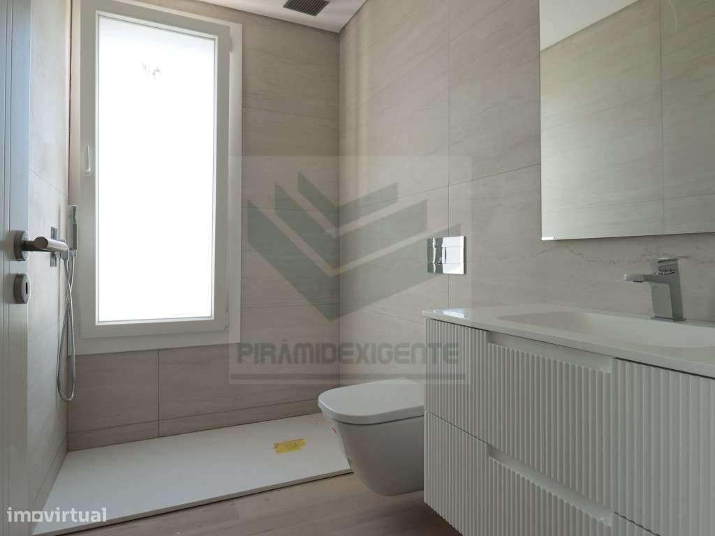 Moradia Isolada NOVA! Piscina Lavandaria Boas Áreas, Azeitão-21