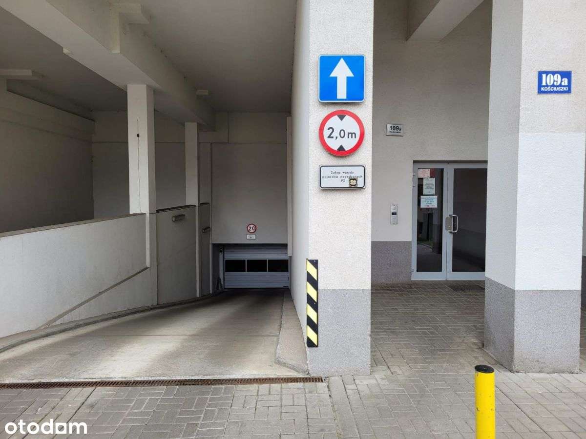 Miejsce Postojowe 18 m²  I Wrocław Centrum-6