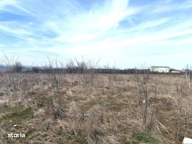 Teren intra 3297 mp Str. Regele Ferdinand pretabil cartier rezidential - Imagine principală: 5/7