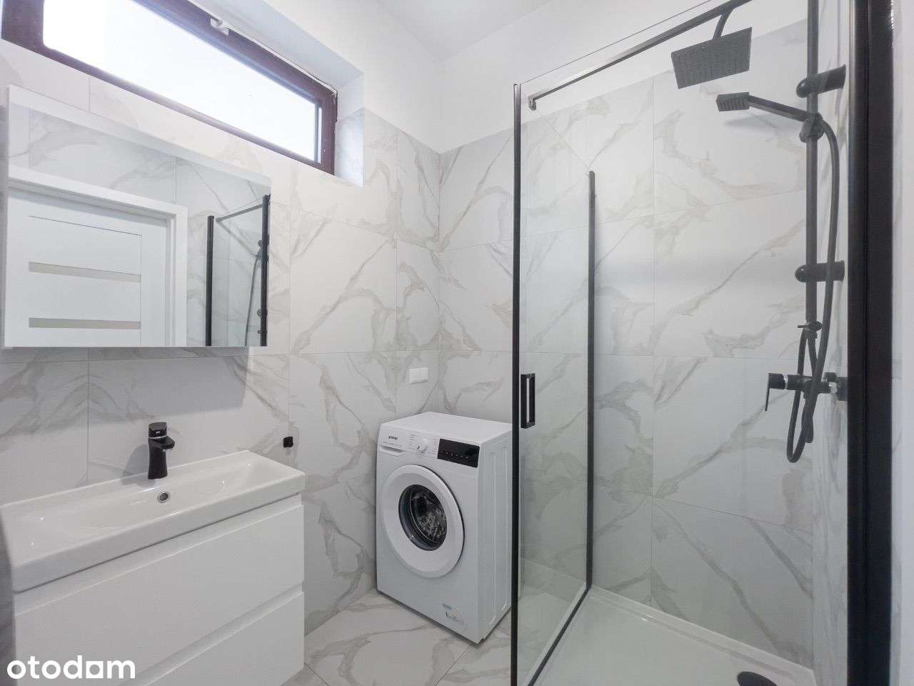 Przestronny Apartament z 2 Sypialniami i Balkonem-13