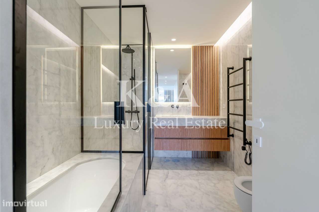 Penthouse T4+1 na Foz com piscina e Vista Mar-16
