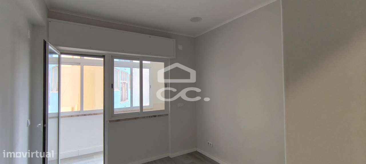Apartamento T1 Amadora-20