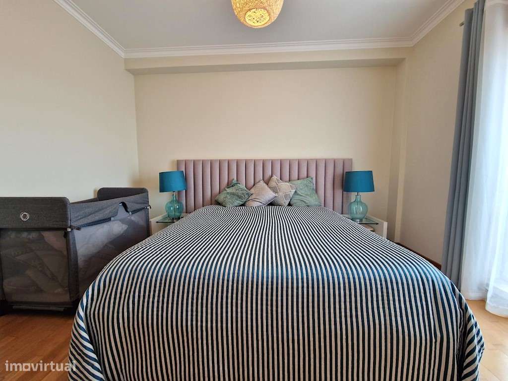 Apartamento T3 em Sesimbra com boas áreas-10