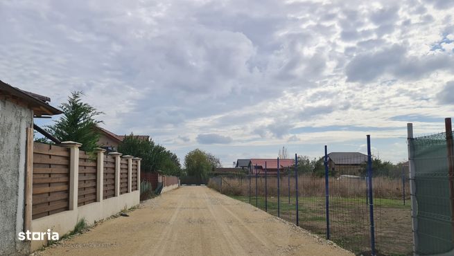 Vand teren in Lazu lot de casa-8