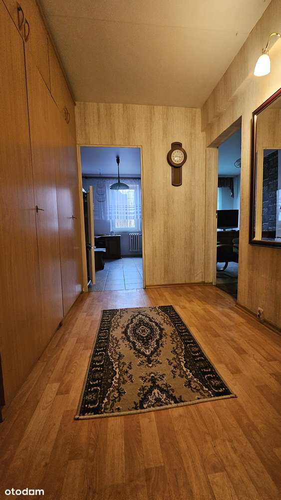 *Dwa oddzielne pokoje, duża kuchnia, balkon* Zapraszam - Pełny obrazek: 4/10