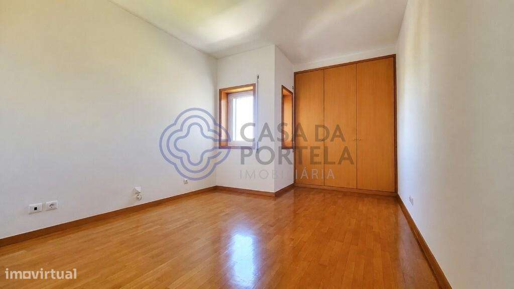 Apartamento T3 junto à praia, em Póvoa de Varzim, para venda.-11