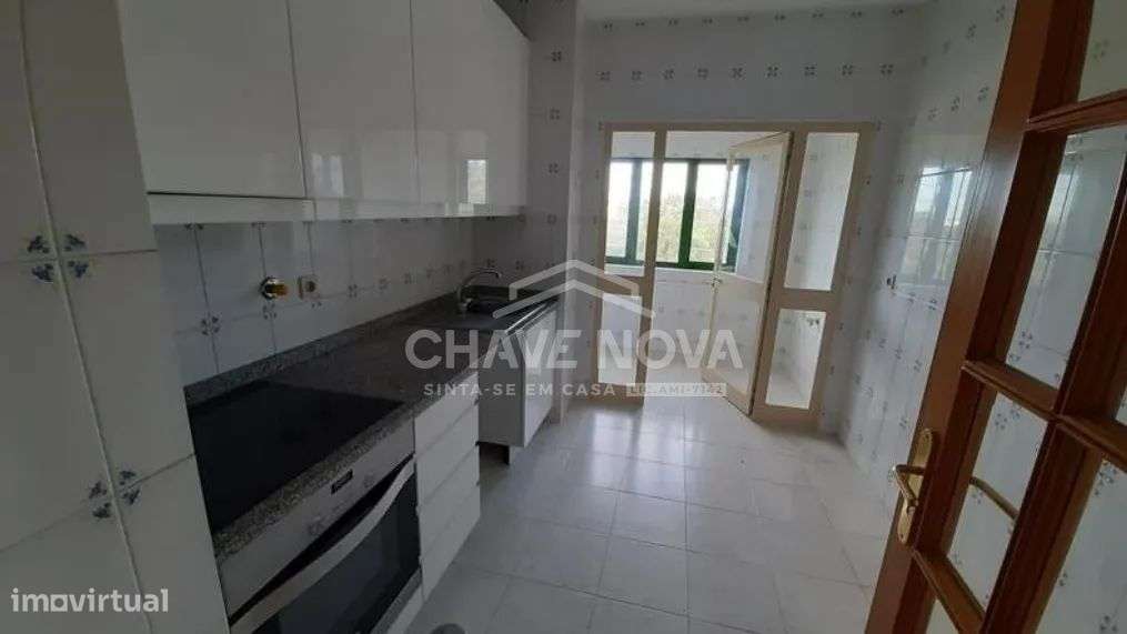 T2 c/ Lugar de Garagem e Arrumos em Gondomar - Grande imagem: 4/11