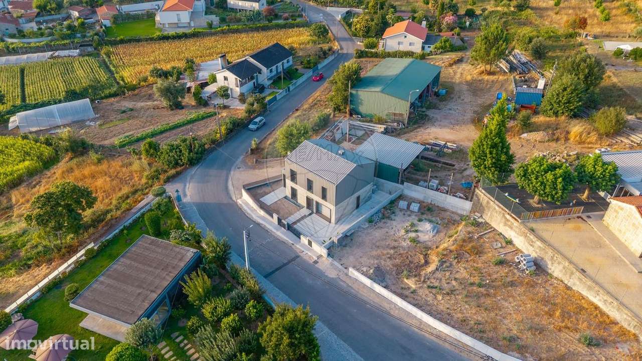 Moradia T3 Única em Airó, Barcelos-29