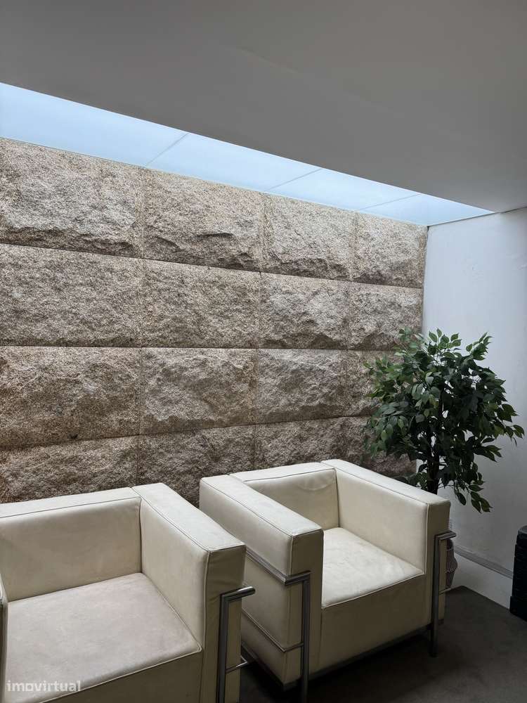 Moradia T3 + escritório em Sande São Lourenço -Guimarães-39