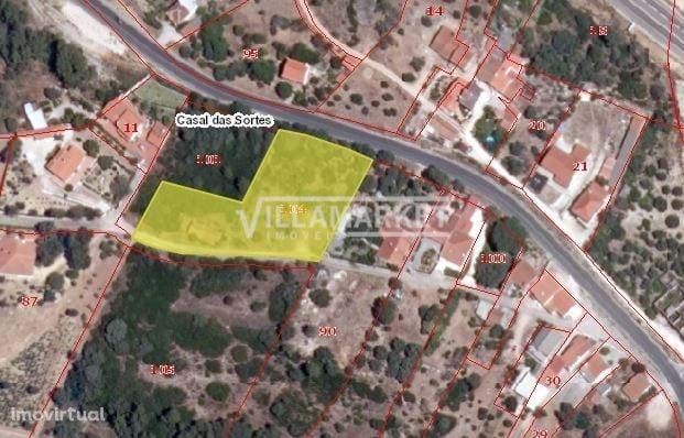 Terreno Urbano com 2450 m2 para a construção de 5 moradias situado per