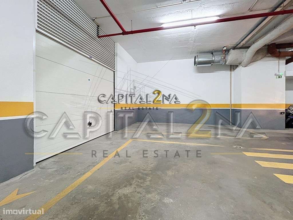 Penthouse T3 Duplex com Piscina Privada Aquecida, Terraço e Box par...-35