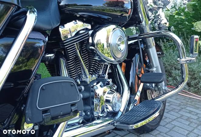 Harley-Davidson Touring Road King - 8