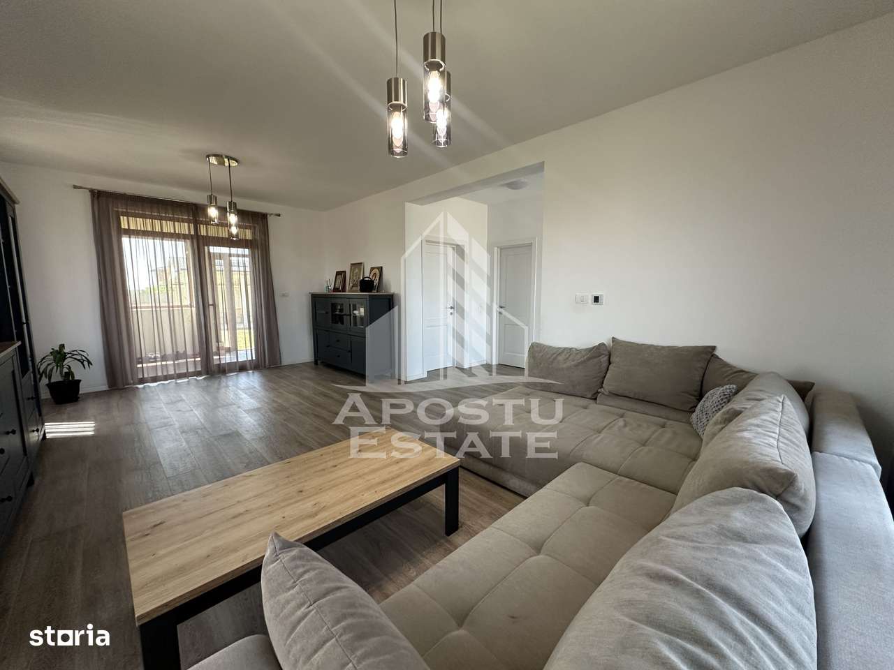 Casa individuala cu 4 camere si 3 bai mobilata si utilata in Giroc. - Imagine principală: 3/20