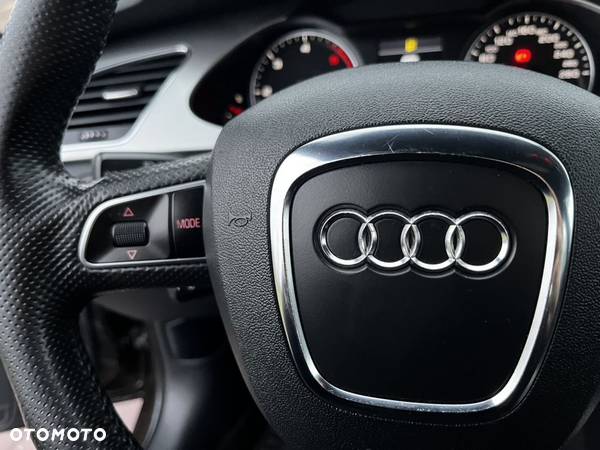 Audi A4 Avant 2.0 TDI DPF Ambiente - 30